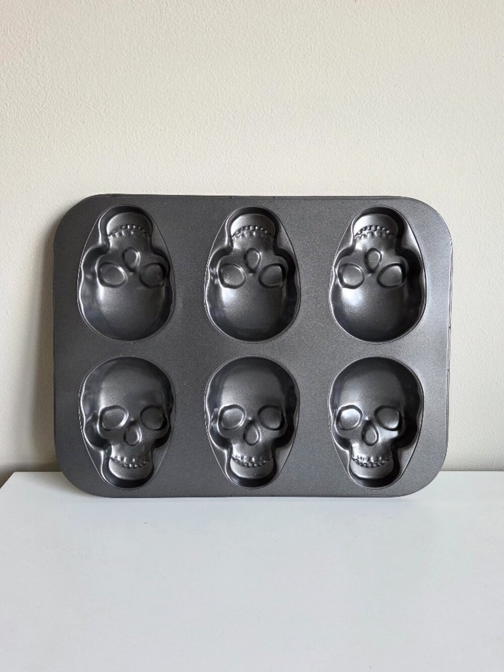 Nordic Ware Skull Cakelet Halloween Bakeware